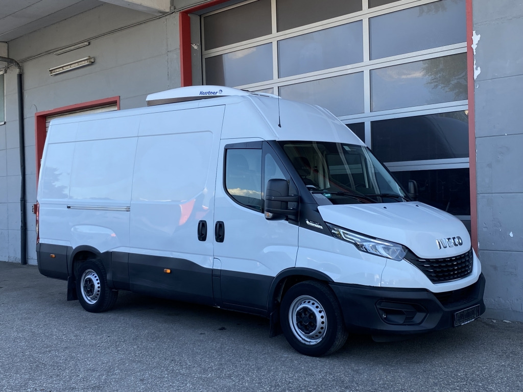 Iveco Daily 35S14 Hi-Matic Klimaautom. Kerstner 206 RA - شاحنة توصيل مبردة: صورة 1 Iveco Daily 35S14 Hi-Matic Klimaautom. Kerstner 206 RA - شاحنة توصيل مبردة: صورة 1