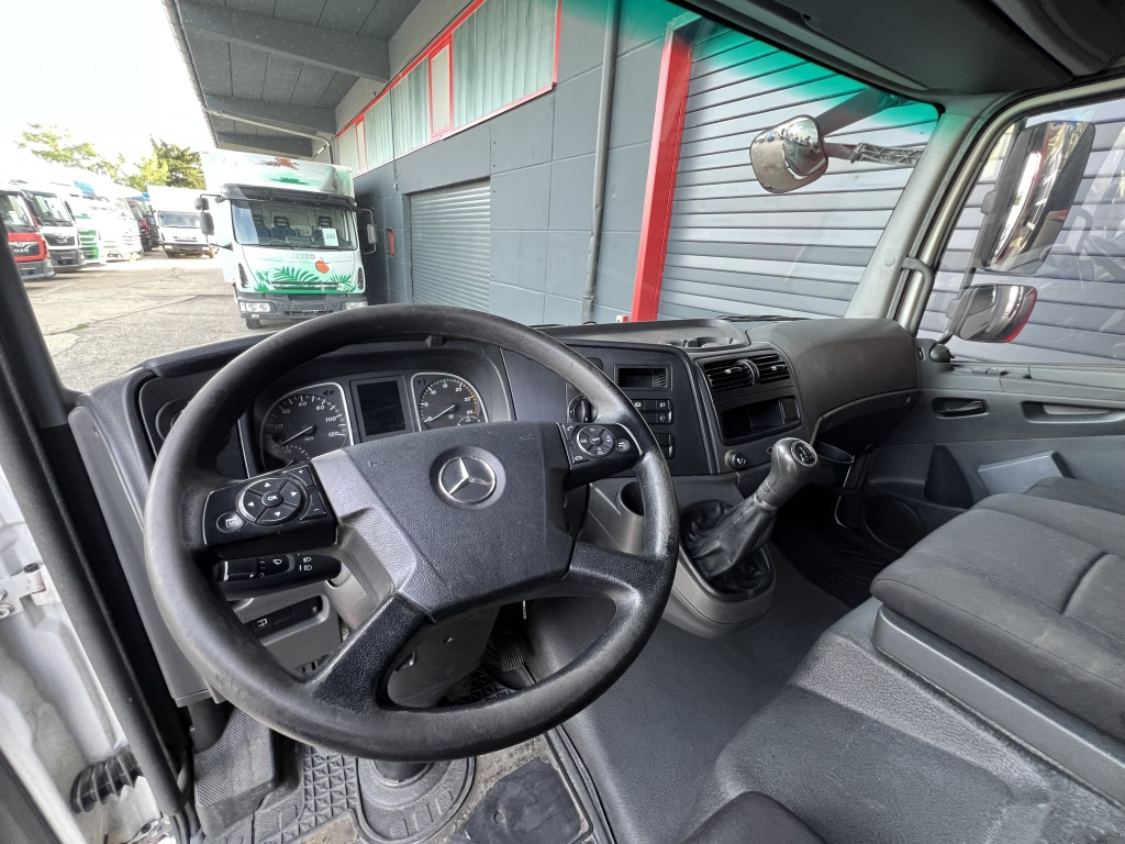 شاحنة بصندوق مغلق Mercedes-Benz Atego 818 Klima AHK 6,05m Koffer LBW Tempomat: صورة 13 شاحنة بصندوق مغلق Mercedes-Benz Atego 818 Klima AHK 6,05m Koffer LBW Tempomat: صورة 13