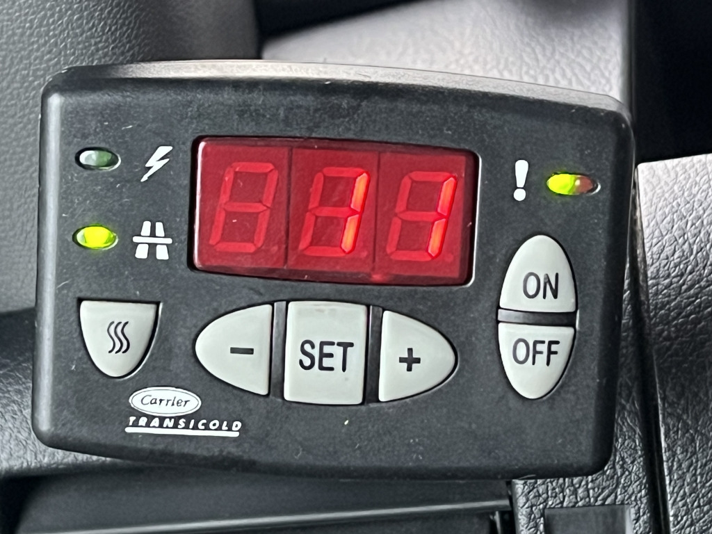 Mercedes-Benz Sprinter 316 CDI 4x4 3,4m CarrierViento Tiefkühl - شاحنة توصيل مبردة: صورة 2 Mercedes-Benz Sprinter 316 CDI 4x4 3,4m CarrierViento Tiefkühl - شاحنة توصيل مبردة: صورة 2