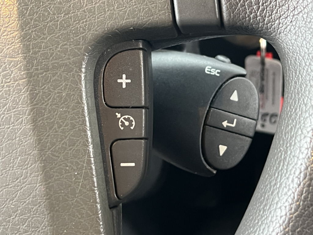 Volvo FL 260 7,2m LBW Klima Tempomat AHK Orig. 125'km - شاحنة ذات ستائر جانبية: صورة 3 Volvo FL 260 7,2m LBW Klima Tempomat AHK Orig. 125'km - شاحنة ذات ستائر جانبية: صورة 3