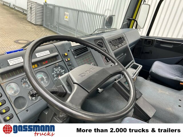 DAF 65.210 4x4 - شاحنة برافعة خطافية: صورة 4 DAF 65.210 4x4 - شاحنة برافعة خطافية: صورة 4