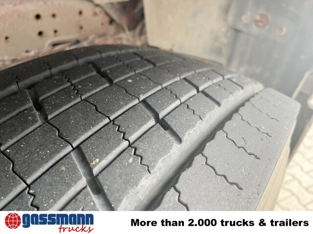 Iveco 190 AD 35 4x2 - شاحنة بهيكل معدني للمقصورة: صورة 4 Iveco 190 AD 35 4x2 - شاحنة بهيكل معدني للمقصورة: صورة 4