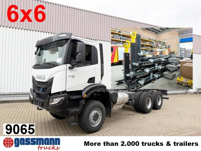 Iveco T-Way 360 6x6 - شاحنة برافعة خطافية: صورة 1 Iveco T-Way 360 6x6 - شاحنة برافعة خطافية: صورة 1