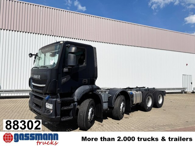 Iveco X-Way AD360X40Z/P 8x4 - شاحنة بهيكل معدني للمقصورة: صورة 1 Iveco X-Way AD360X40Z/P 8x4 - شاحنة بهيكل معدني للمقصورة: صورة 1