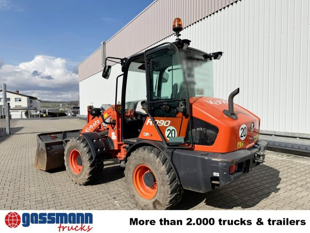 Kubota R090 4x4, Palettengabel, ca. 838 Betr.-Std. - آلات الإنشاء: صورة 2 Kubota R090 4x4, Palettengabel, ca. 838 Betr.-Std. - آلات الإنشاء: صورة 2