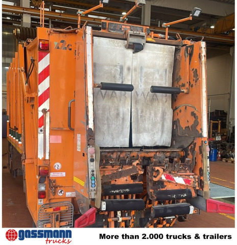 M21X2C mit Zöller Schüttung - شاحنة برافعة خطافية: صورة 2 M21X2C mit Zöller Schüttung - شاحنة برافعة خطافية: صورة 2