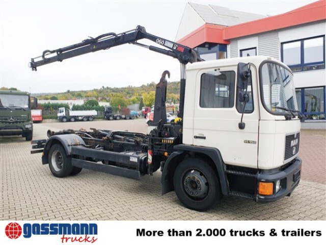 MAN 14.152 F 4x2 BB mit Kran Hiab 060-2 - شاحنة برافعة خطافية, شاحنة كرين: صورة 2 MAN 14.152 F 4x2 BB mit Kran Hiab 060-2 - شاحنة برافعة خطافية, شاحنة كرين: صورة 2