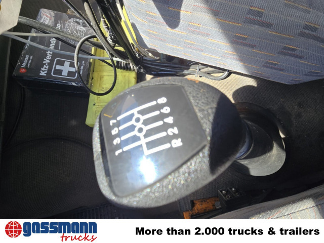 MAN F10 26.272 6x6, F90 - شاحنة بهيكل معدني للمقصورة: صورة 3 MAN F10 26.272 6x6, F90 - شاحنة بهيكل معدني للمقصورة: صورة 3