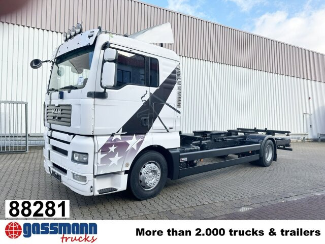 MAN TGA 18.350 4x2 LL, Fahrschulausstattung - شاحنة صندوقية: صورة 1 MAN TGA 18.350 4x2 LL, Fahrschulausstattung - شاحنة صندوقية: صورة 1