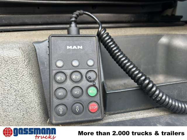 MAN TGA 18.350 4x2 LL, Fahrschulausstattung - شاحنة صندوقية: صورة 5 MAN TGA 18.350 4x2 LL, Fahrschulausstattung - شاحنة صندوقية: صورة 5