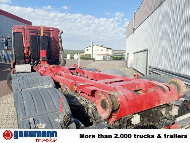 MAN TGA 25.530 8x4-4 BL, Lift-/Lenkachse - شاحنة برافعة خطافية: صورة 3 MAN TGA 25.530 8x4-4 BL, Lift-/Lenkachse - شاحنة برافعة خطافية: صورة 3