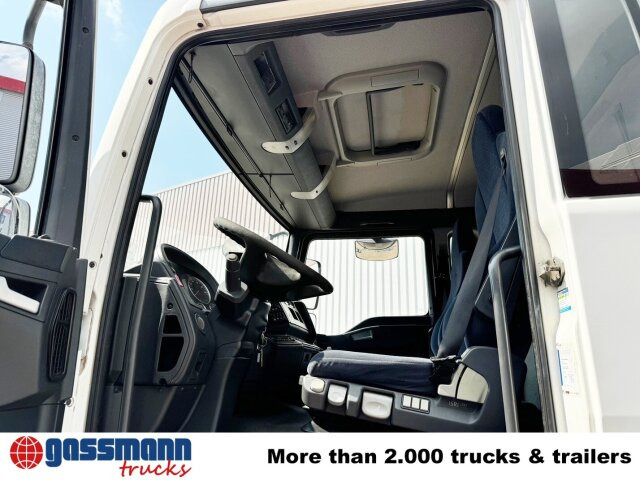 MAN TGA 26.390 6X2-4 BL, Lenk-/Liftachse, Willig - شاحنة صهريج: صورة 4 MAN TGA 26.390 6X2-4 BL, Lenk-/Liftachse, Willig - شاحنة صهريج: صورة 4