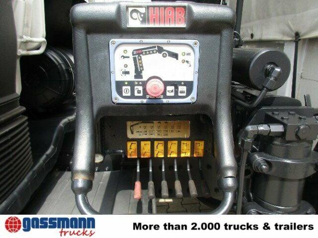 MAN TGL 12.240BL 4x2, mit Kran Hiab 088 mit Funk - شاحنة ذات ستائر جانبية, شاحنة كرين: صورة 2 MAN TGL 12.240BL 4x2, mit Kran Hiab 088 mit Funk - شاحنة ذات ستائر جانبية, شاحنة كرين: صورة 2