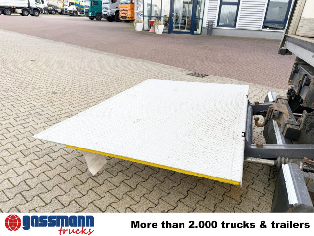 Mercedes-Benz Atego 1330 4x4, Iso-Koffer mit Heizung, LBW - شاحنة صندوقية: صورة 2 Mercedes-Benz Atego 1330 4x4, Iso-Koffer mit Heizung, LBW - شاحنة صندوقية: صورة 2