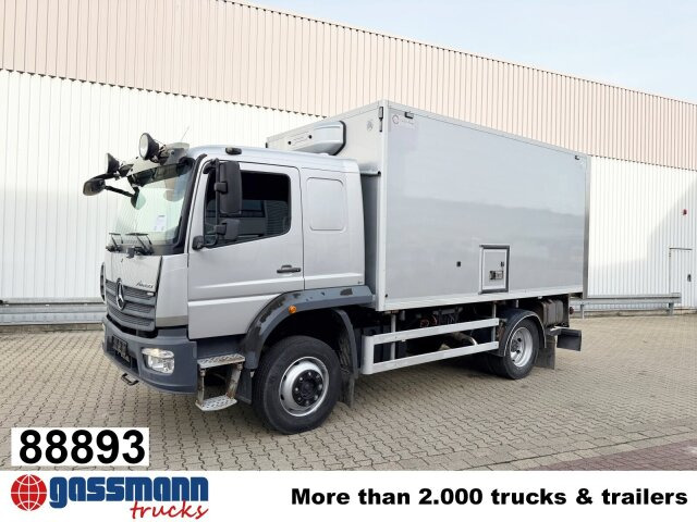 Mercedes-Benz Atego 1330 4x4, Iso-Koffer mit Heizung, LBW - شاحنة صندوقية: صورة 1 Mercedes-Benz Atego 1330 4x4, Iso-Koffer mit Heizung, LBW - شاحنة صندوقية: صورة 1