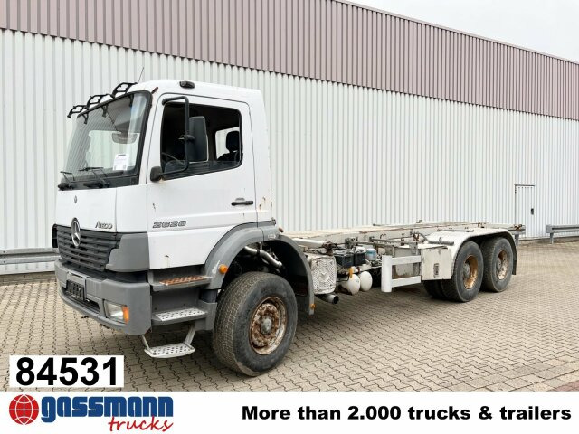 Mercedes-Benz Atego 2628 K 6x4, 6-Zylinder - ناقلة حاويات/ شاحنة حاويات: صورة 1 Mercedes-Benz Atego 2628 K 6x4, 6-Zylinder - ناقلة حاويات/ شاحنة حاويات: صورة 1