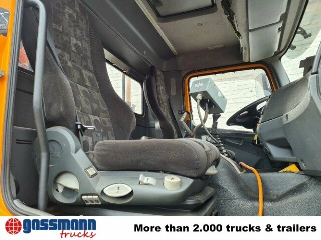 Mercedes-Benz Axor 1828 AK 4x4, Winterdienstausstattung, Kran - شاحنة قلاب, شاحنة كرين: صورة 3 Mercedes-Benz Axor 1828 AK 4x4, Winterdienstausstattung, Kran - شاحنة قلاب, شاحنة كرين: صورة 3