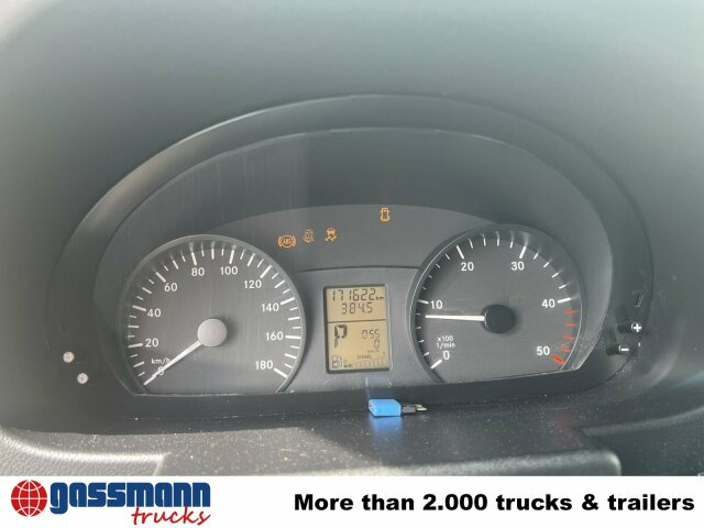 Mercedes-Benz Sprinter 516 CDI 4x2, Rettungswagen, Bi-Xenon - فان: صورة 2 Mercedes-Benz Sprinter 516 CDI 4x2, Rettungswagen, Bi-Xenon - فان: صورة 2