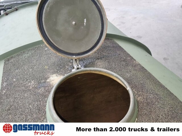 Renault Midliner S170 4x4, 6000l Wassertank - شاحنة صهريج: صورة 4 Renault Midliner S170 4x4, 6000l Wassertank - شاحنة صهريج: صورة 4