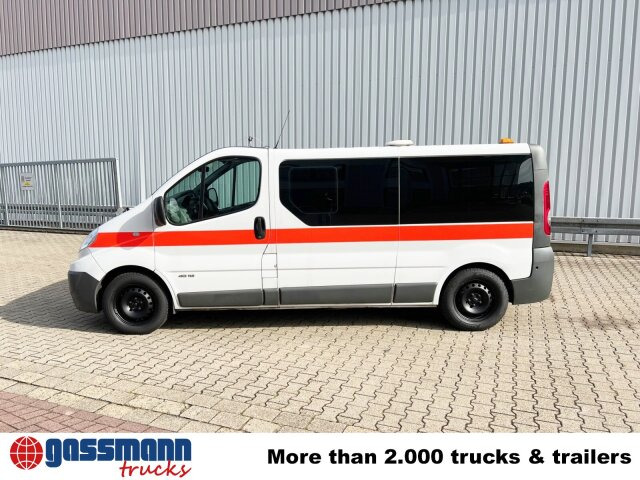 Renault Trafik 2.0 dCi115 4x2, Krankentransporter - سيارة إسعاف: صورة 4 Renault Trafik 2.0 dCi115 4x2, Krankentransporter - سيارة إسعاف: صورة 4