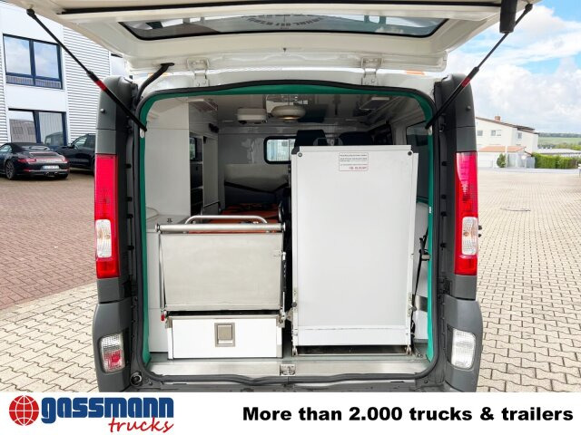 Renault Trafik 2.0 dCi115 4x2, Krankentransporter - سيارة إسعاف: صورة 2 Renault Trafik 2.0 dCi115 4x2, Krankentransporter - سيارة إسعاف: صورة 2