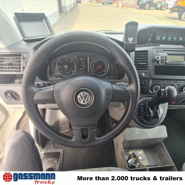 Volkswagen T5 2.0 TDI, Krankenwagen - سيارة إسعاف: صورة 4 Volkswagen T5 2.0 TDI, Krankenwagen - سيارة إسعاف: صورة 4