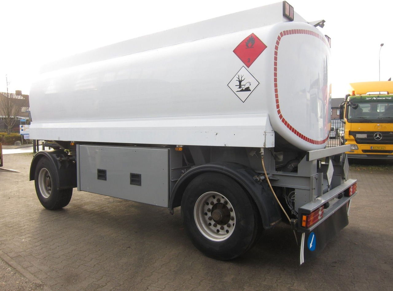 Lindner&Fischer 18400ltr 3 Kammern Oben-Unten - مقطورة صهريج: صورة 4 Lindner&Fischer 18400ltr 3 Kammern Oben-Unten - مقطورة صهريج: صورة 4