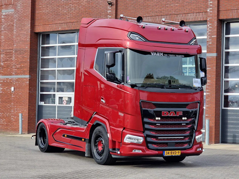 DAF XG+ 530 4x2 - Full spec - New engine - Full air - Leather interior - 2x tank - - رأس تريلا: صورة 1 DAF XG+ 530 4x2 - Full spec - New engine - Full air - Leather interior - 2x tank - - رأس تريلا: صورة 1