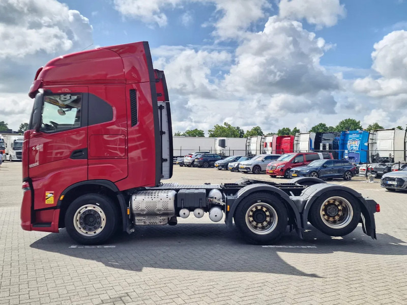 Iveco S-WAY 570 6x2 - Retarder - Full air - 3.20 WB - Navi - رأس تريلا: صورة 4 Iveco S-WAY 570 6x2 - Retarder - Full air - 3.20 WB - Navi - رأس تريلا: صورة 4