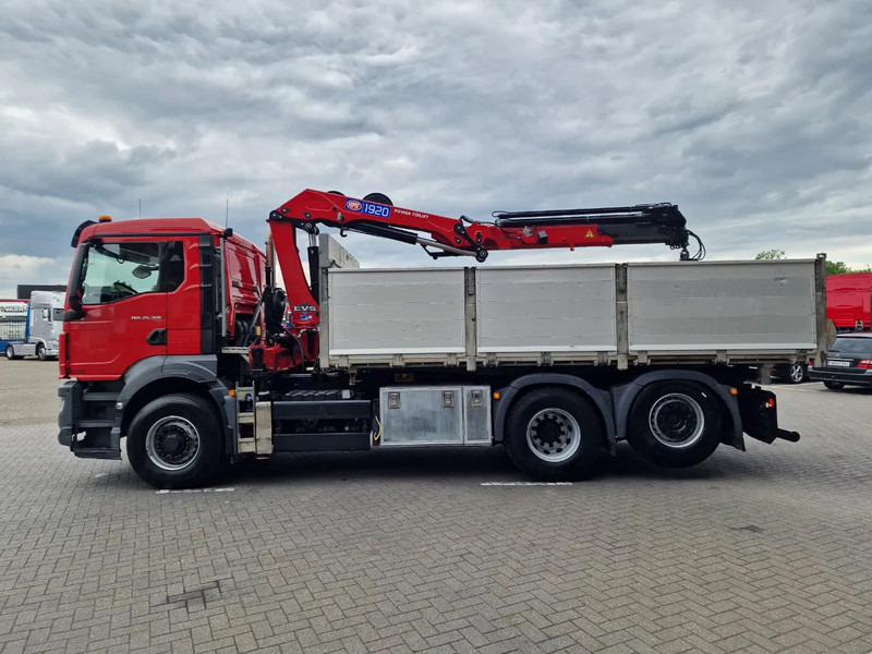 MAN TGS 26.360 6x4 Hydrodrive / Crane HMF1920K-RCS / 3 way tipper HMF / Low KM 110.700! - شاحنة كرين: صورة 5 MAN TGS 26.360 6x4 Hydrodrive / Crane HMF1920K-RCS / 3 way tipper HMF / Low KM 110.700! - شاحنة كرين: صورة 5