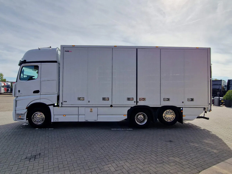 Mercedes-Benz Actros 2545 6x2*4 - Box with sidedoors - Loadlift - Steering axle - Full air - Camera - شاحنة صندوقية: صورة 4 Mercedes-Benz Actros 2545 6x2*4 - Box with sidedoors - Loadlift - Steering axle - Full air - Camera - شاحنة صندوقية: صورة 4