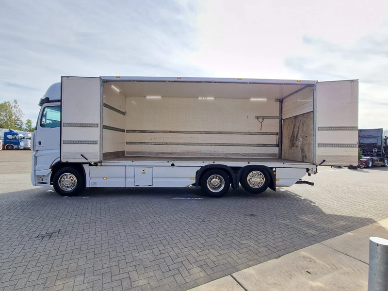 Mercedes-Benz Actros 2545 6x2*4 - Box with sidedoors - Loadlift - Steering axle - Full air - Camera - شاحنة صندوقية: صورة 5 Mercedes-Benz Actros 2545 6x2*4 - Box with sidedoors - Loadlift - Steering axle - Full air - Camera - شاحنة صندوقية: صورة 5
