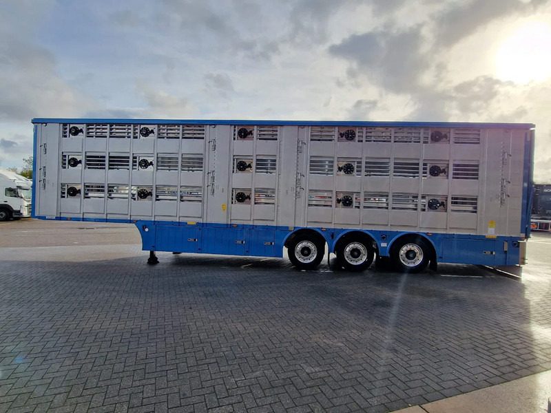 Pezzaioli New 3 stock livestock trailer 95.4M2 - Water & Ventilation - Lifting floors - Lifting roof - Lift axle - نصف مقطورة للماشية: صورة 5 Pezzaioli New 3 stock livestock trailer 95.4M2 - Water & Ventilation - Lifting floors - Lifting roof - Lift axle - نصف مقطورة للماشية: صورة 5