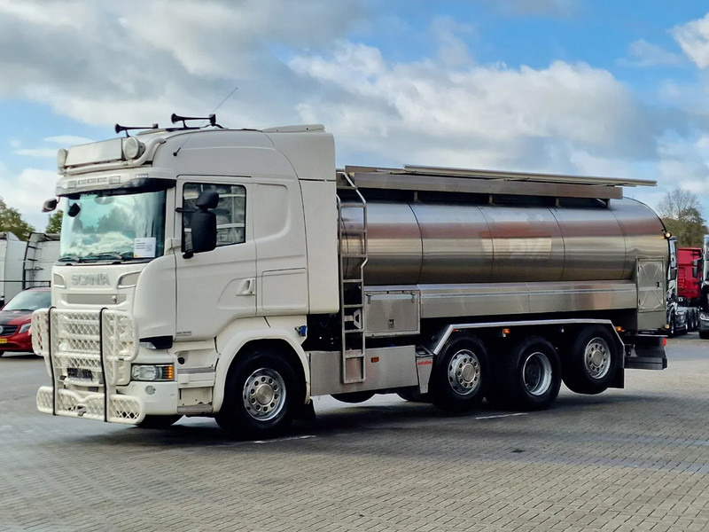 Scania R520 V8 8x2*4 - Milk tank - 19.000L - 4 compartments - Pump and counter - Retarder - شاحنة صهريج: صورة 3 Scania R520 V8 8x2*4 - Milk tank - 19.000L - 4 compartments - Pump and counter - Retarder - شاحنة صهريج: صورة 3