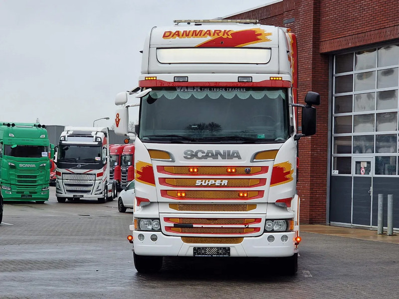 Scania R520 V8 Topline 6x2/4 - Full air - Steering - Euro 6 - Opti Cruise - - رأس تريلا: صورة 2 Scania R520 V8 Topline 6x2/4 - Full air - Steering - Euro 6 - Opti Cruise - - رأس تريلا: صورة 2