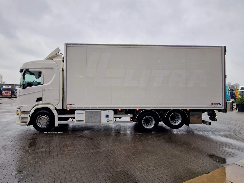 Scania R540 NGS 6x2 - Thermoking Bi Temp Frigo - Schmiz koffer - Retarder - Full air - Leather - Led - Navi - شاحنة متساوية الحرارة: صورة 4 Scania R540 NGS 6x2 - Thermoking Bi Temp Frigo - Schmiz koffer - Retarder - Full air - Leather - Led - Navi - شاحنة متساوية الحرارة: صورة 4
