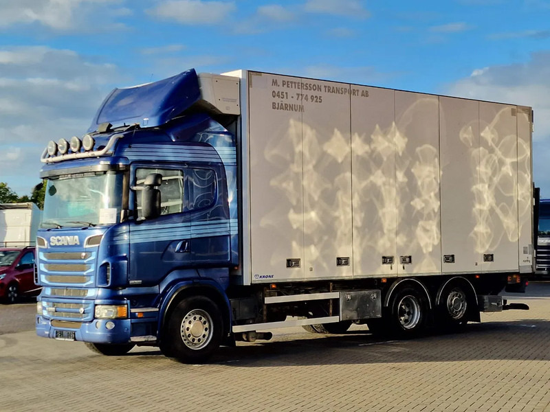 Scania R560 V8 Topline 6x2*4 - Frigo - Loadlift - Full air - Euro 5 - شاحنة متساوية الحرارة: صورة 3 Scania R560 V8 Topline 6x2*4 - Frigo - Loadlift - Full air - Euro 5 - شاحنة متساوية الحرارة: صورة 3