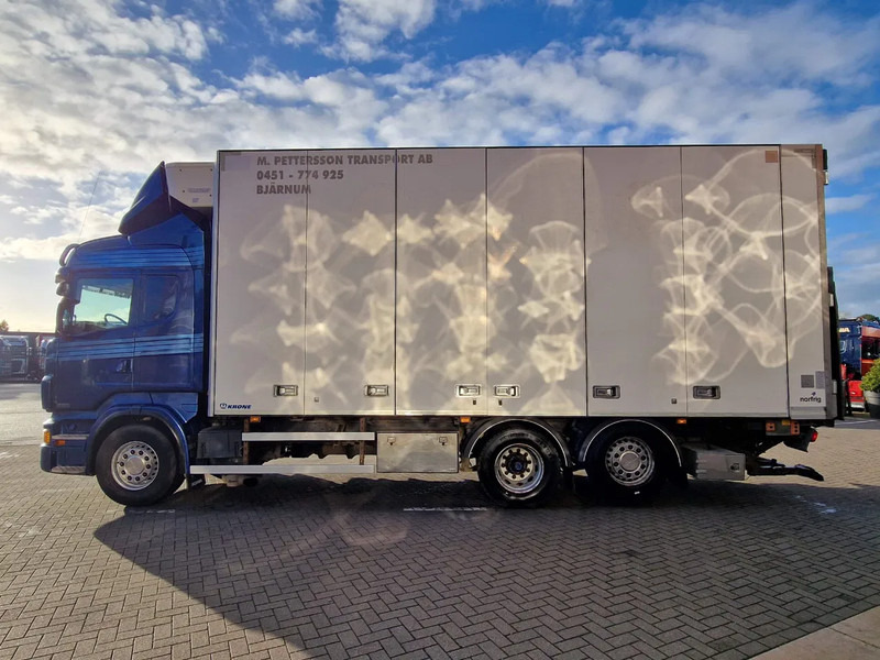 Scania R560 V8 Topline 6x2*4 - Frigo - Loadlift - Full air - Euro 5 - شاحنة متساوية الحرارة: صورة 5 Scania R560 V8 Topline 6x2*4 - Frigo - Loadlift - Full air - Euro 5 - شاحنة متساوية الحرارة: صورة 5