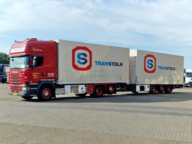 Scania R580 Topline 6x2*4 Frigo + Burg trailer - Retarder - Steering axle - Night clima - شاحنة ذات مبرد: صورة 3 Scania R580 Topline 6x2*4 Frigo + Burg trailer - Retarder - Steering axle - Night clima - شاحنة ذات مبرد: صورة 3