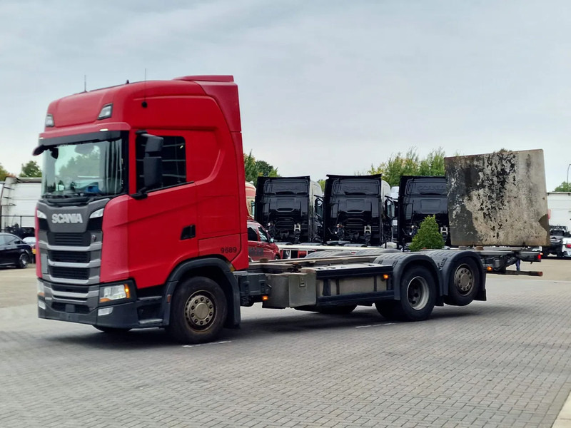 Scania S500 NGS Highline 6x2 - BDF - Full air - Loadlift - Navi - Retarder - ناقلة حاويات/ شاحنة حاويات: صورة 3 Scania S500 NGS Highline 6x2 - BDF - Full air - Loadlift - Navi - Retarder - ناقلة حاويات/ شاحنة حاويات: صورة 3