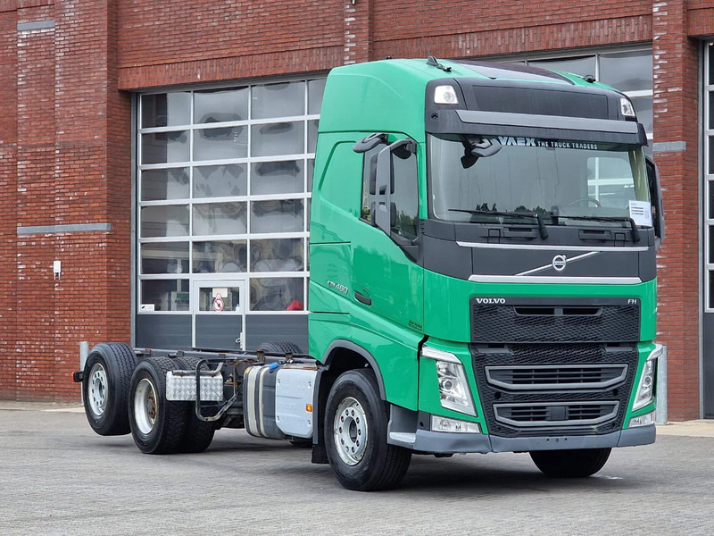 Volvo FH 13.460 Globetrotter 6x2 - Chassis - 4.60 WB - HUB Reduction - LNG - شاحنة بهيكل معدني للمقصورة: صورة 1 Volvo FH 13.460 Globetrotter 6x2 - Chassis - 4.60 WB - HUB Reduction - LNG - شاحنة بهيكل معدني للمقصورة: صورة 1