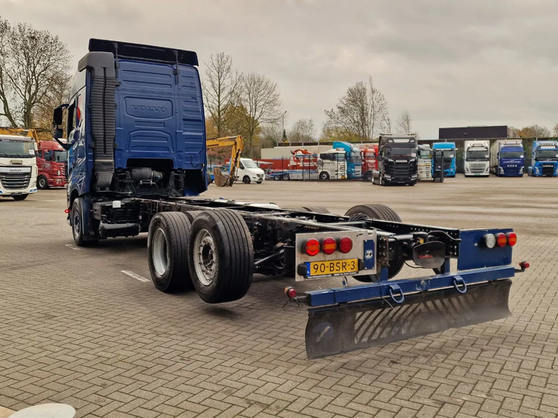 Volvo FH 13.460 Globetrotter 6x2 - Chassis - 4.90 WB - Full air - Euro 6 - VEB+ - شاحنة بهيكل معدني للمقصورة: صورة 5 Volvo FH 13.460 Globetrotter 6x2 - Chassis - 4.90 WB - Full air - Euro 6 - VEB+ - شاحنة بهيكل معدني للمقصورة: صورة 5