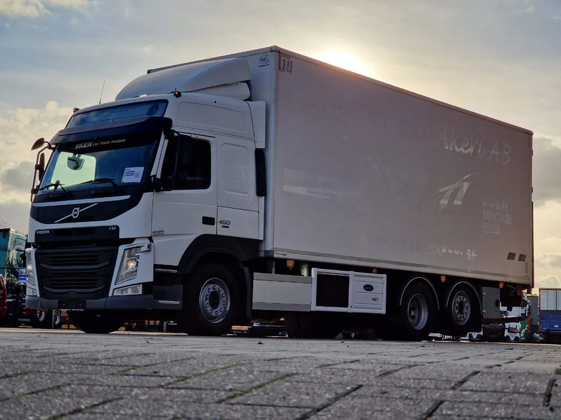 Volvo FM 13.460 Globetrotter 6x2*4 - Frigo Carrier Supra 1150 U MT - Zepro loadlift - Steering axle - شاحنة متساوية الحرارة: صورة 3 Volvo FM 13.460 Globetrotter 6x2*4 - Frigo Carrier Supra 1150 U MT - Zepro loadlift - Steering axle - شاحنة متساوية الحرارة: صورة 3