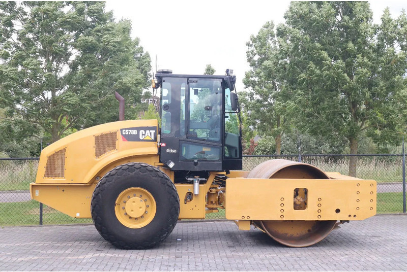 Caterpillar CS78B | TRIMBLE GPS | GOOD CONDITION - مدحلة: صورة 4 Caterpillar CS78B | TRIMBLE GPS | GOOD CONDITION - مدحلة: صورة 4