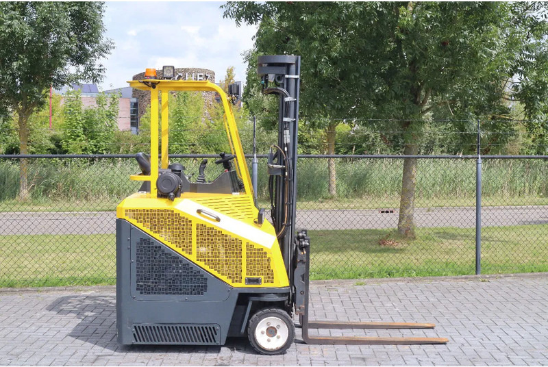 Combilift CB3000 | 2.5 TON | 6 METER | TRIPLEX | SIDESHIFT - رافعة شوكية للوصول للأماكن الضيقة ب4 اتجاهات: صورة 4 Combilift CB3000 | 2.5 TON | 6 METER | TRIPLEX | SIDESHIFT - رافعة شوكية للوصول للأماكن الضيقة ب4 اتجاهات: صورة 4