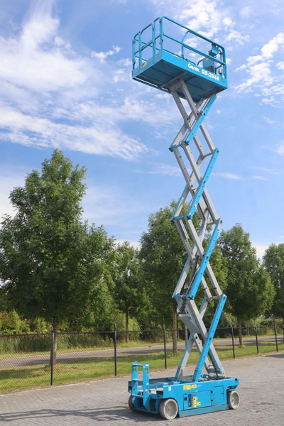 Genie GS-2646 | 10 METER | 454 KG - مرفاع مقصي: صورة 5 Genie GS-2646 | 10 METER | 454 KG - مرفاع مقصي: صورة 5