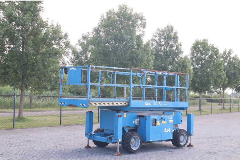 Genie GS-3369 RT | 12 METER | 454 kg - مرفاع مقصي: صورة 5 Genie GS-3369 RT | 12 METER | 454 kg - مرفاع مقصي: صورة 5