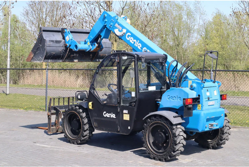 Genie GTH-2506 | FORKS | BUCKET | LOW HOURS - آلة رفع ونقل تلسكوبية: صورة 3 Genie GTH-2506 | FORKS | BUCKET | LOW HOURS - آلة رفع ونقل تلسكوبية: صورة 3