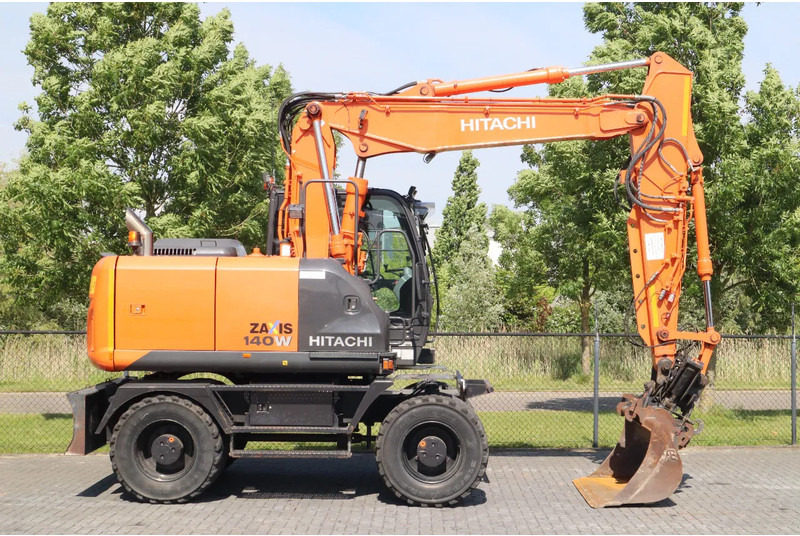 Hitachi ZX 140 W-5B | TILT QC | BUCKET | DOZER BLADE | DUTCH REG. - حفار ذو عجلات: صورة 4 Hitachi ZX 140 W-5B | TILT QC | BUCKET | DOZER BLADE | DUTCH REG. - حفار ذو عجلات: صورة 4