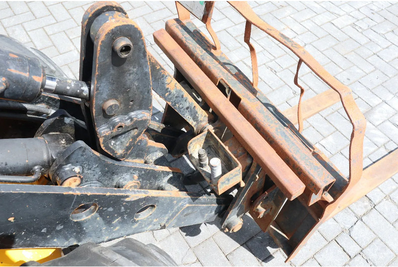 اللودر بعجل JCB 403 WLS | FORKS | BUCKET: صورة 11